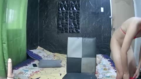 yourhotdodz online show from 25, 2, 2026