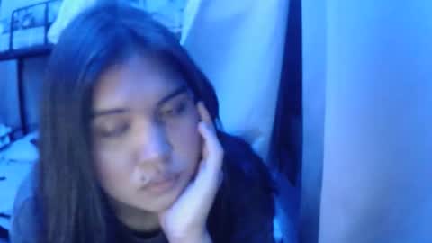 Snapshot of yourhotlove_veda chatting on 15, 3, 2026 yourhotlove_veda online show from 15, 3, 2026