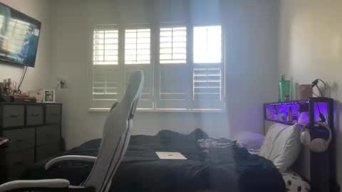 Snapshot of yourmila1 chatting on 27, 2, 2026 yourmila1 online show from 27, 2, 2026