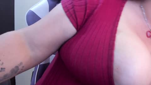 Snapshot of yourmila_ac chatting on 8, 2, 2025 Milla 3 online show from 8, 2, 2025