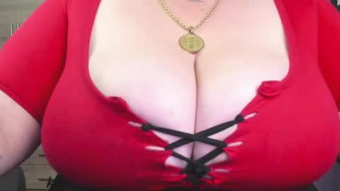 Snapshot of yourmila_ac chatting on 17, 9, 2025 Milla 3 online show from 17, 9, 2025