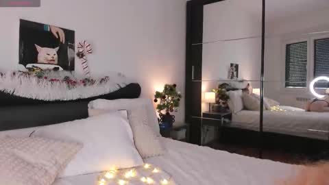 Ashley online show from 20, 12, 2025