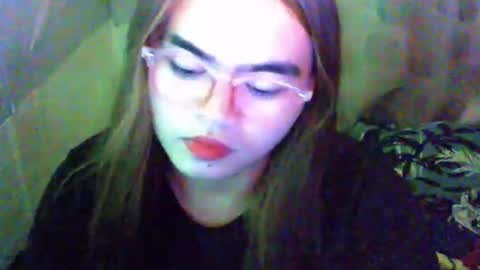 yourprincessthea online show from 23, 4, 2026