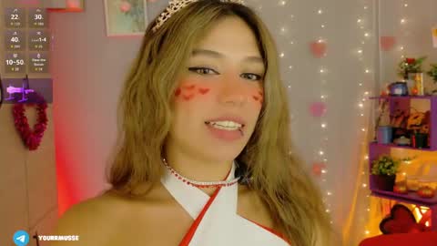 Snapshot of yourrmuse_ chatting on 11, 5, 2026 Isabella but you can call me Isa .-. online show from 11, 5, 2026