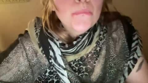 Snapshot of yours_melina chatting on 22, 7, 2026 yours_melina online show from 22, 7, 2026