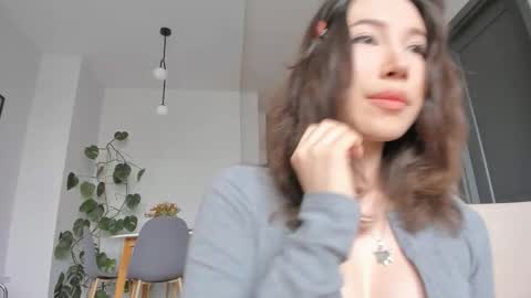 youre meyy online show from 22, 3, 2026