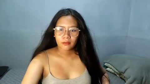 yoursexy_reb online show from 23, 2, 2026