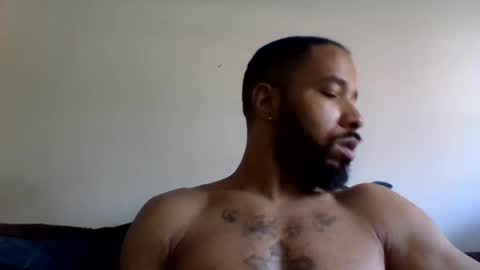 Snapshot of yoursexydaddy79 chatting on 5, 2, 2025 mother fucker online show from 5, 2, 2025