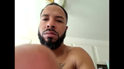 Snapshot of yoursexydaddy79 chatting on 15, 9, 2025 mother fucker online show from 15, 9, 2025