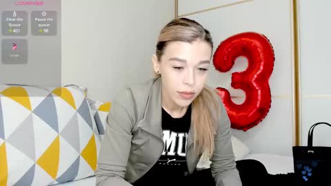 Snapshot of yoursoul_mila chatting on 11, 3, 2025 yoursoul_mila online show from 11, 3, 2025