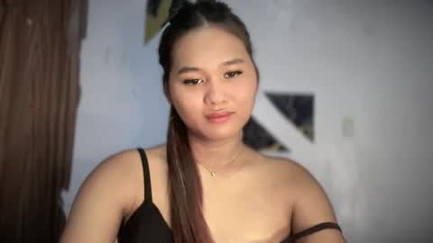 yoursweetgirl_zia online show from 16, 5, 2026