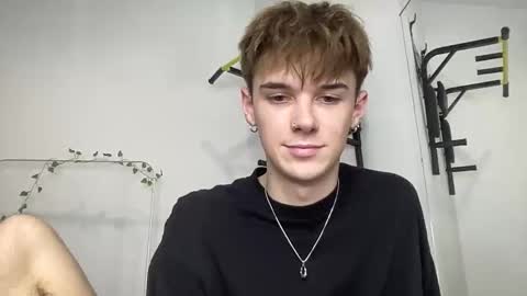 yoursweetyguy online show from 25, 11, 2025