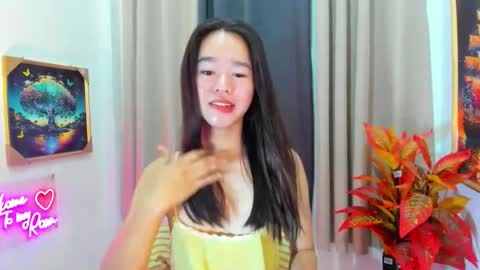 yourtinybunny online show from 6, 4, 2026