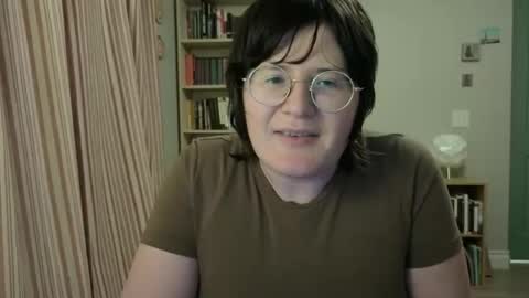 Snapshot of yousaiditfirst chatting on 4, 2, 2026 Rose Noire online show from 4, 2, 2026