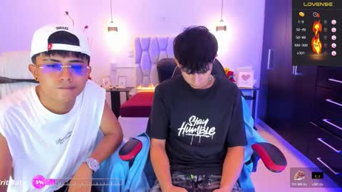 Snapshot of youths_lc chatting on 17, 11, 2025 youths_lc online show from 17, 11, 2025