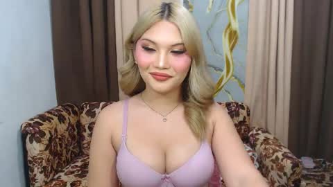 Snapshot of youungsextdeity chatting on 17, 7, 2026 cathy online show from 17, 7, 2026