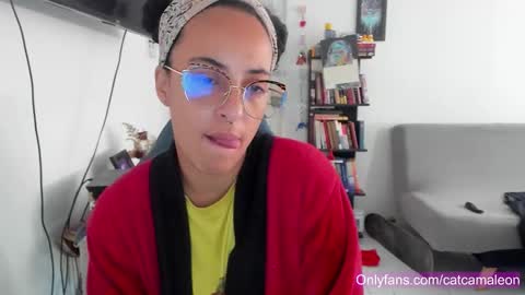 elizabeth  ju   online show from 26, 3, 2026