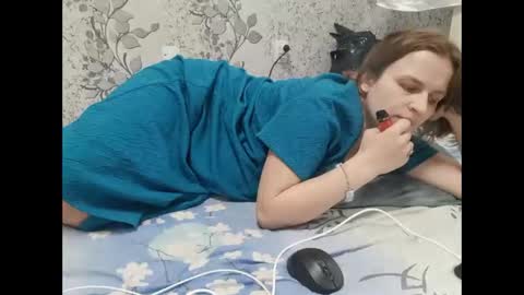 Yoyrgirlxx online show from 6, 4, 2026