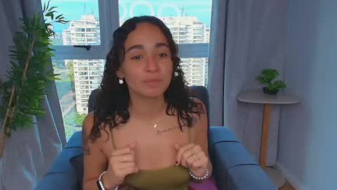 Ysenne online show from 23, 5, 2026