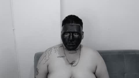 yul and val couple online show from 30, 10, 2025