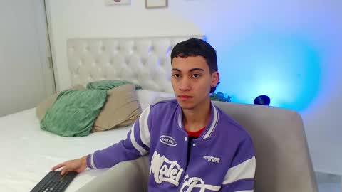 yulian_vasquez online show from 14, 2, 2026