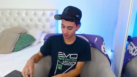 yulian_vasquez online show from 17, 2, 2026