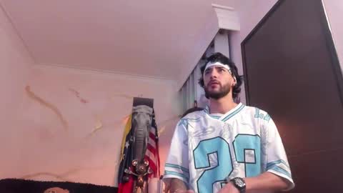 yulian 2811 online show from 17, 3, 2026