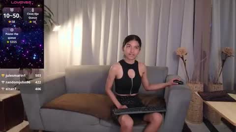 yuliethpetite online show from 23, 2, 2026