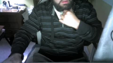 yulius_7 online show from 18, 12, 2024