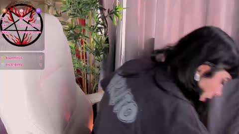 YUMEKO  online show from 18, 10, 2025