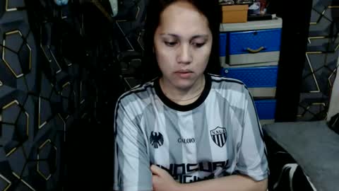 yumi online show from 23, 2, 2026