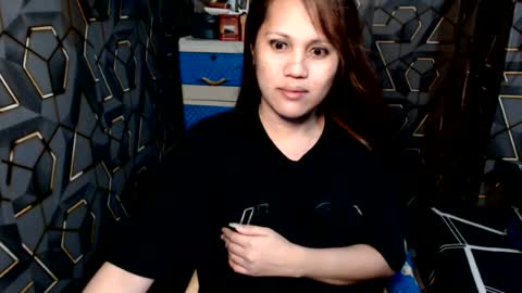 yumi online show from 25, 7, 2026