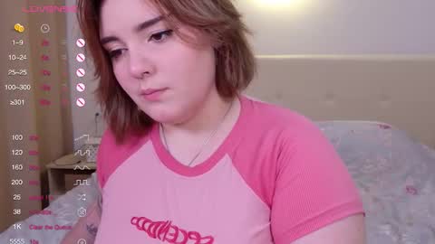 Snapshot of yumiyammy chatting on 10, 11, 2025 YumemiyaYumi online show from 10, 11, 2025