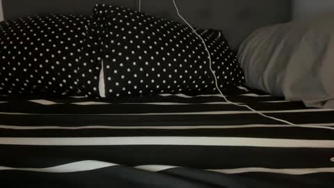 yummyybby online show from 30, 4, 2026