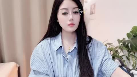 YunEr online show from 13, 4, 2026