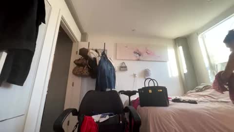 BbyTSSLut online show from 14, 12, 2025