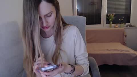  Berry  online show from 17, 4, 2026