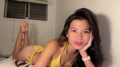 Snapshot of yuri_kai chatting on 13, 11, 2025 yuri online show from 13, 11, 2025