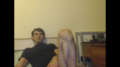 yvesstorm5 online show from 4, 1, 2025