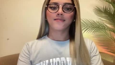 Miss Cali online show from 10, 3, 2026