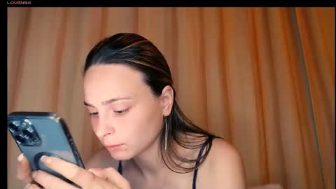 Snapshot of yzza_suave chatting on 18, 6, 2026 yzza_suave online show from 18, 6, 2026
