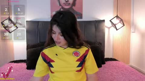 Snapshot of zaafiroo1 chatting on 2, 6, 2026 Zafiro online show from 2, 6, 2026