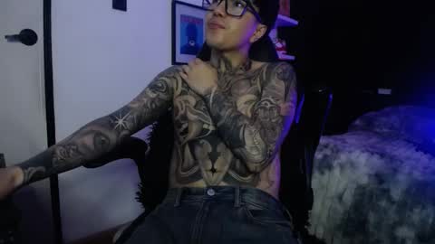 zac_muller1 online show from 15, 11, 2025