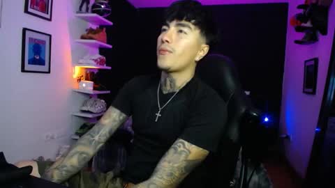 zac_muller1 online show from 14, 12, 2025