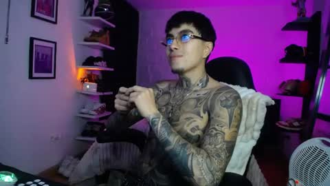 zac_muller1 online show from 23, 7, 2026