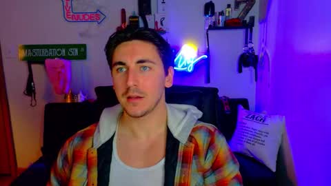 Snapshot of zach_rhyder chatting on 4, 3, 2026 Zach Rhyder online show from 4, 3, 2026