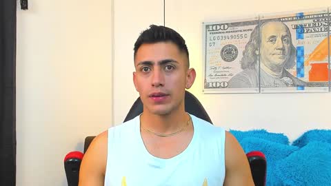 Snapshot of zachpri20 chatting on 3, 1, 2025 zachpri20 online show from 3, 1, 2025