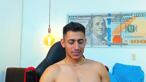 Snapshot of zachpri20 chatting on 11, 1, 2025 zachpri20 online show from 11, 1, 2025