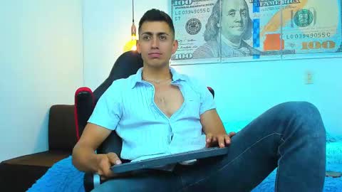 Snapshot of zachpri20 chatting on 10, 3, 2025 zachpri20 online show from 10, 3, 2025