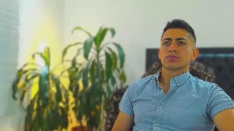 Snapshot of zachpri20 chatting on 13, 10, 2025 zachpri20 online show from 13, 10, 2025